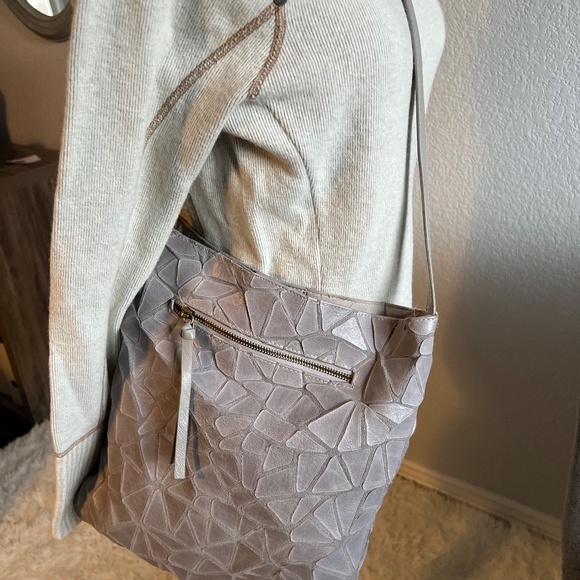 Joy Susan Grey Leather Geo Hobo. - Picture 8 of 15